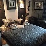D'hotes La Fougereuse Bed & Breakfast 3*