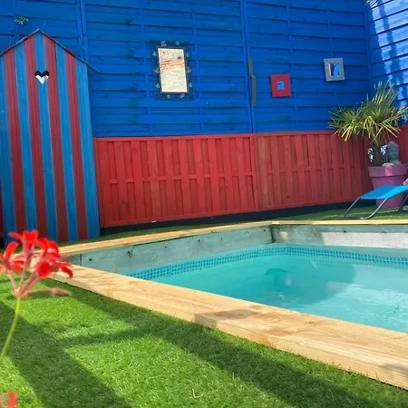 D'hotes La Fougereuse Bed & Breakfast 3*