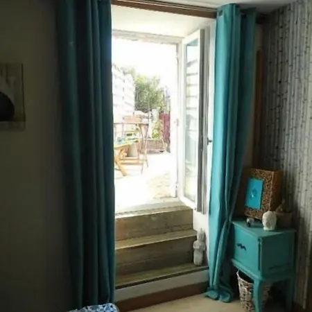 D'hotes La Fougereuse לינה וארוחת בוקר Saint-Maurice-la-Fougereuse