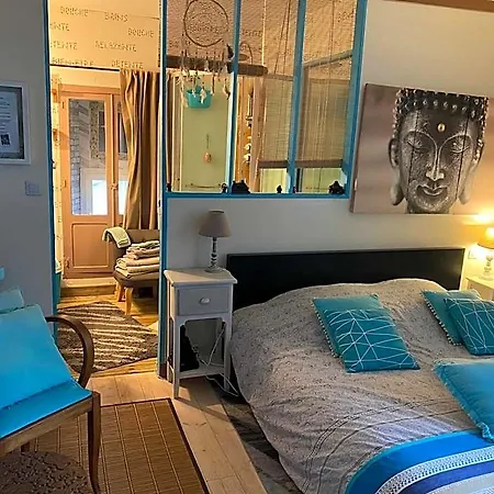 D'hotes La Fougereuse Bed & Breakfast 3*