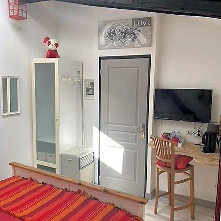 D'hotes La Fougereuse Bed & Breakfast 3*