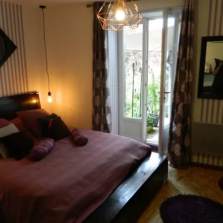 D'hotes La Fougereuse Bed & Breakfast