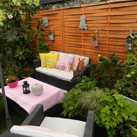 D'hotes La Fougereuse Bed & Breakfast 3*